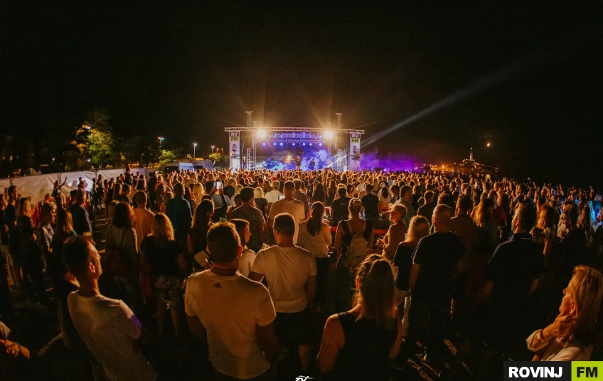 POČELO JE ODBROJAVANJE! Bliži se velika proslava 7. rođendana Rovinj FM-a na koju su svi pozvani